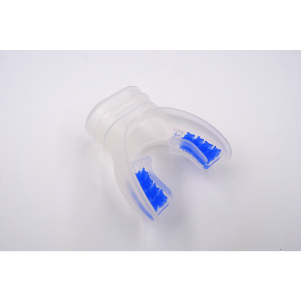 Silicone mouthpiece transparent/blue for regulator