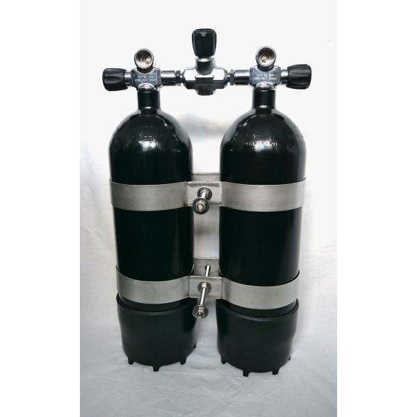 Double pack 5 liters 200bar compressed air with lockable bridge 186mm black
